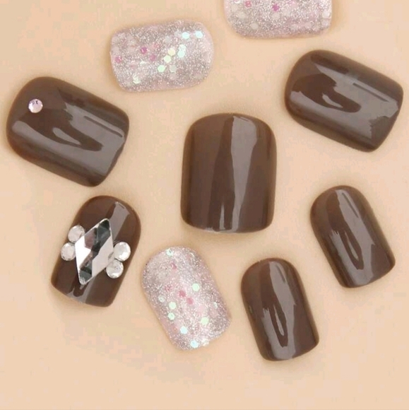 3D Rhinestone & Glitter Press On Nails - Picture 5 of 12